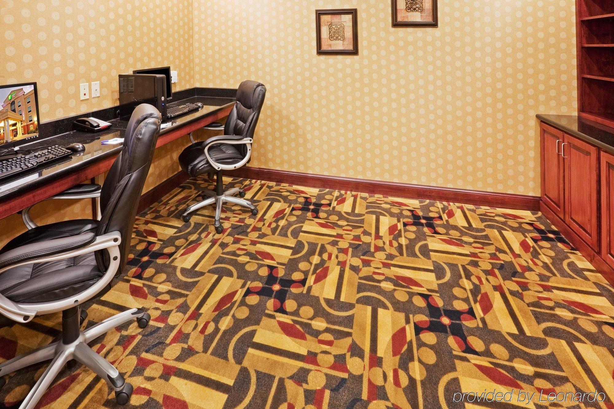 Holiday Inn Express Hotel And Suites Altus By Ihg Esterno foto